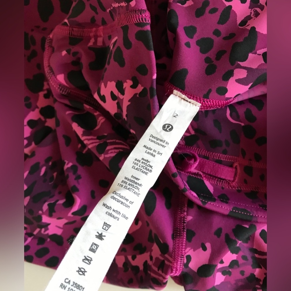 Lululemon Base Pace High-Rise Tight Leggings Magenta Pink Black Leopard- SZ 2 - Picture 12 of 13